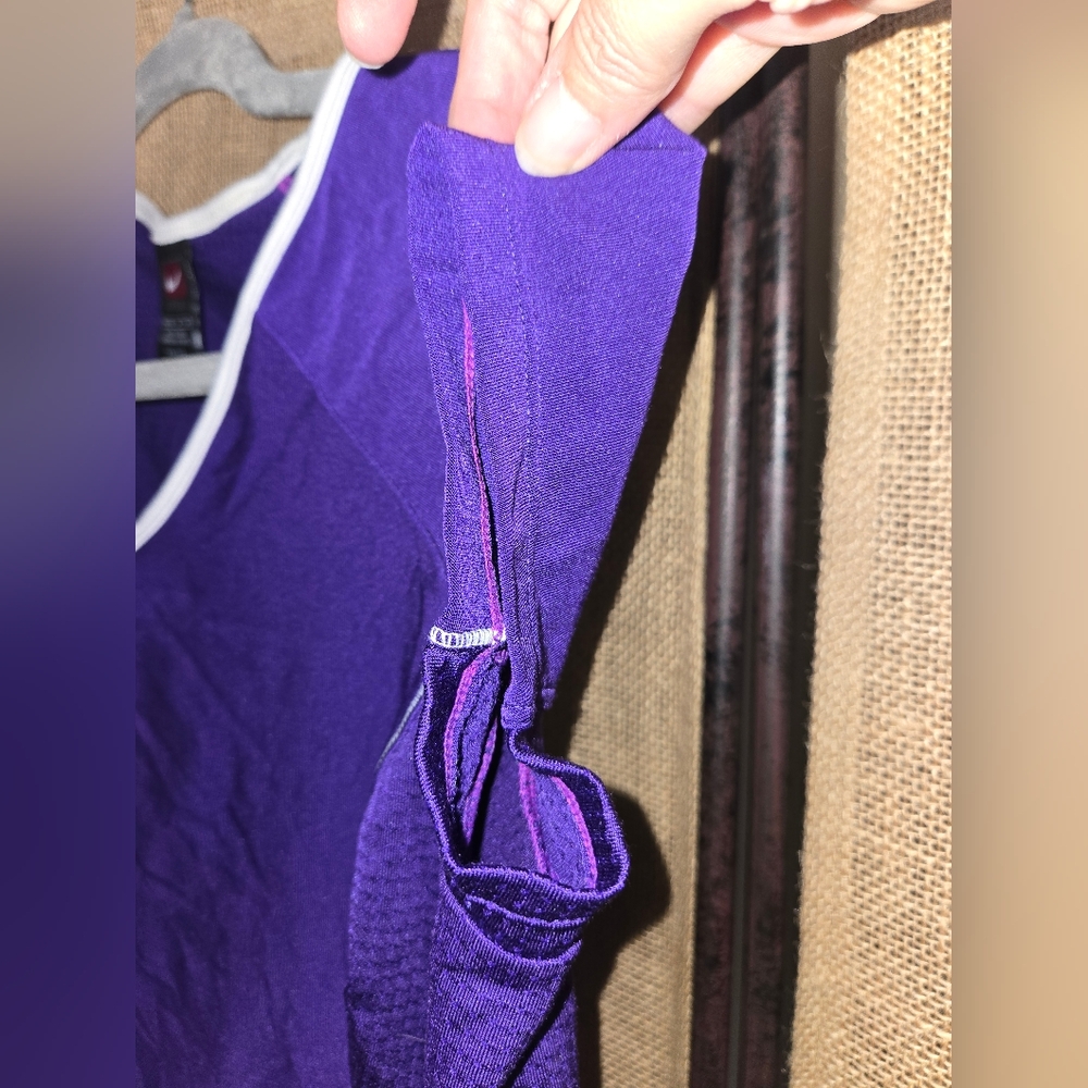 Nike Dri-Fit Women's Purple Short Sleeve Athletic Top M (8-10) - Picture 2 of 10